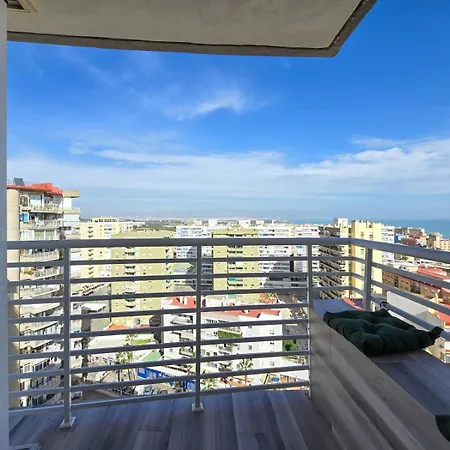 Apartmán Sky By Rent Me Torremolinos